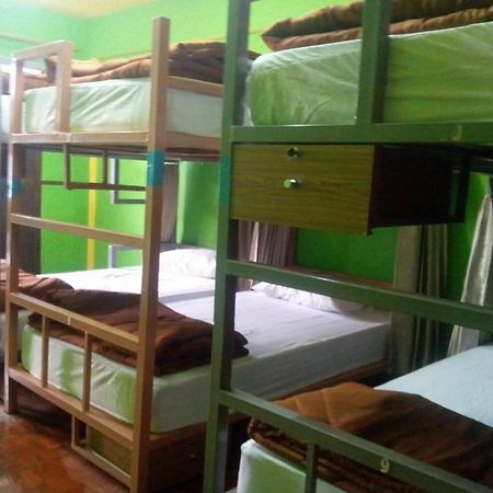 My Family Hostel Чіангмай Екстер'єр фото